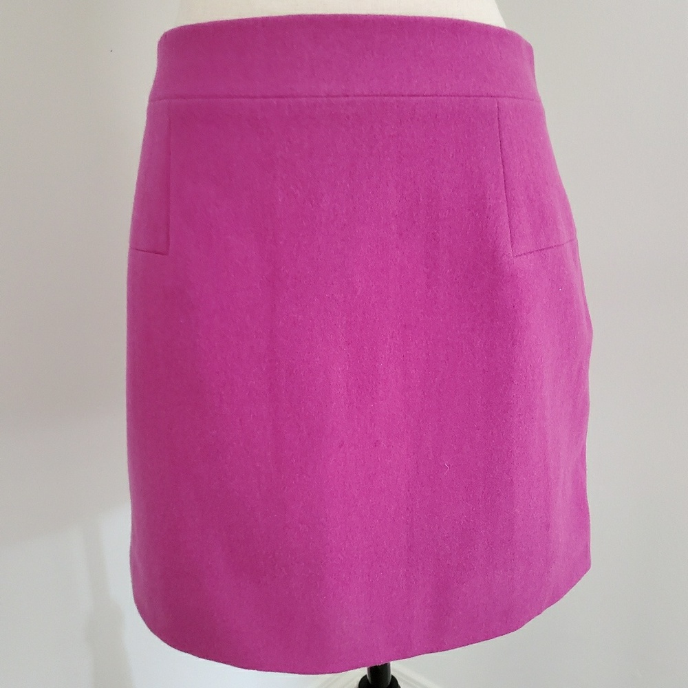 J Crew Mini Skirt, size 4